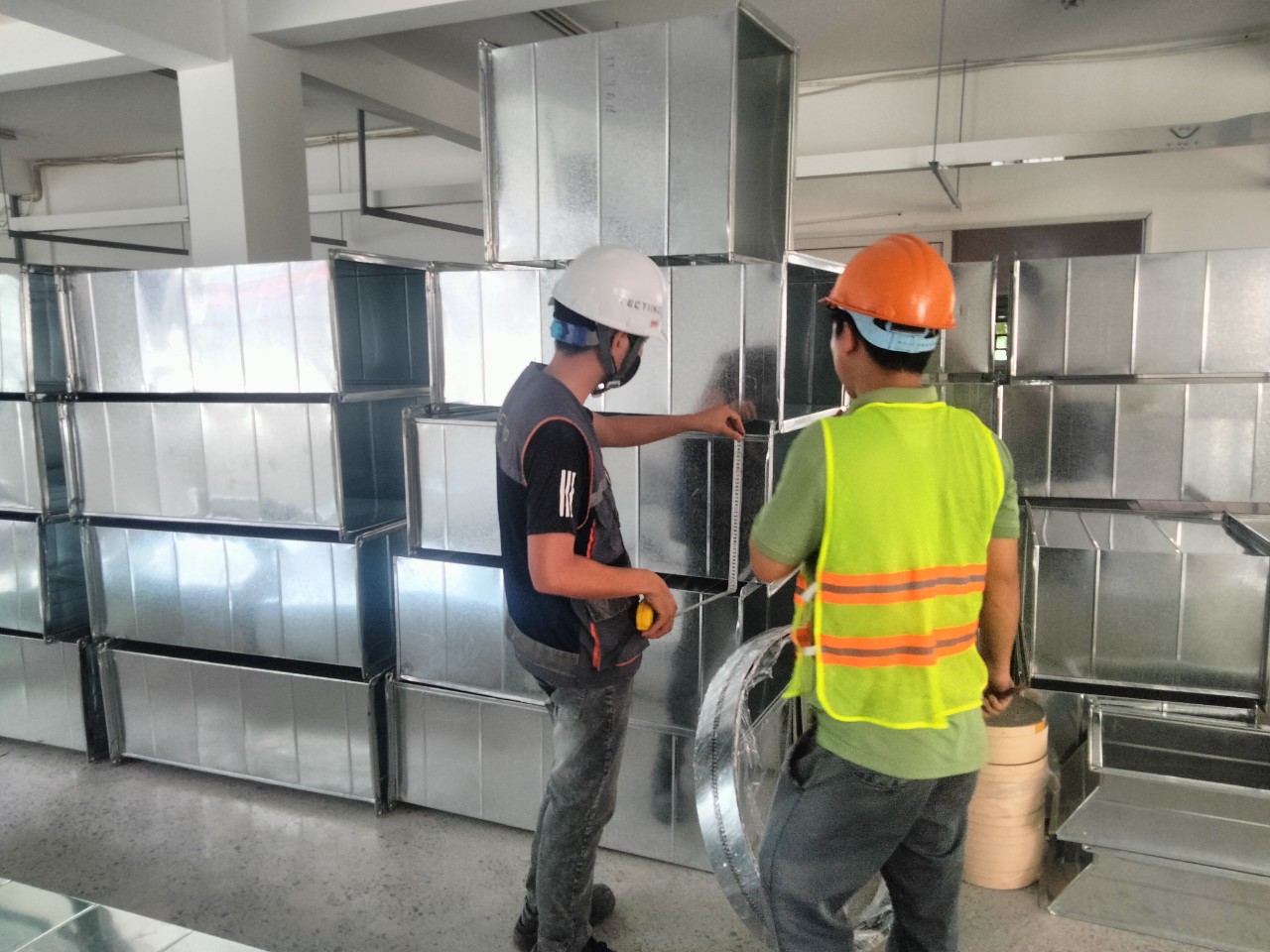 Dịch Vụ Bơm Gas Kho Lạnh Công Nghiệp Dĩ An