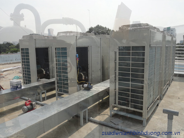 Dịch vụ sửa chữa máy lạnh công nghiệp Chánh Hiệp