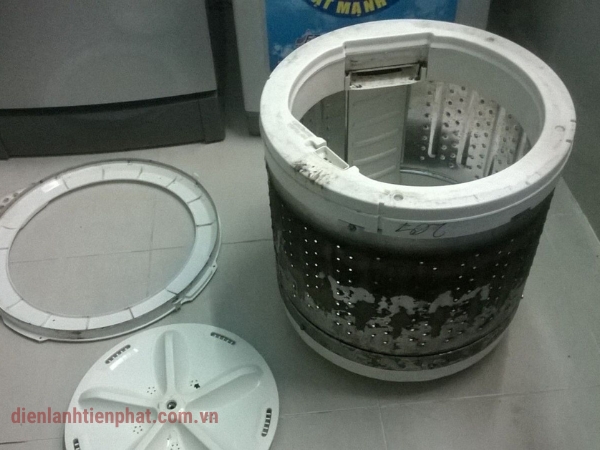 Vệ sinh máy giặt Dĩ An