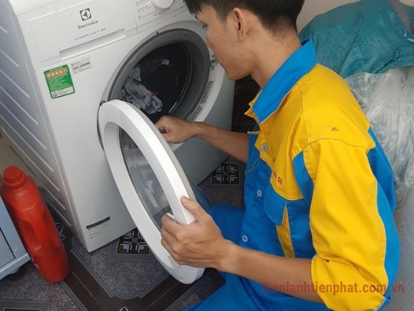 Vệ sinh máy giặt Thuận An